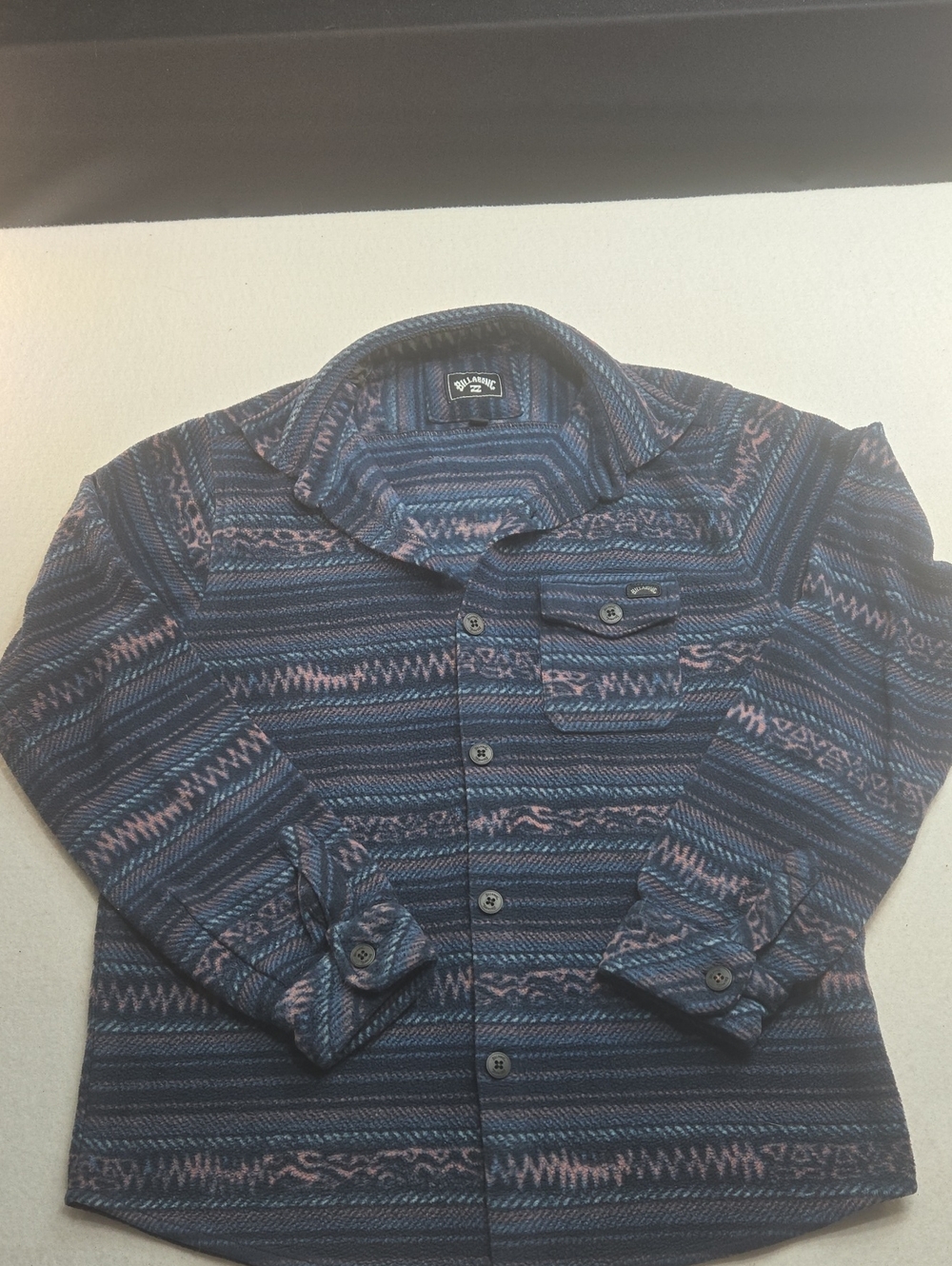 Billabong Men's Navy and Light Pink Patterned Button-Down Shirt